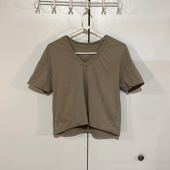 Everlane Tee - The Organic Cotton Slouchy V-Neck size small - Picture 5 of 7